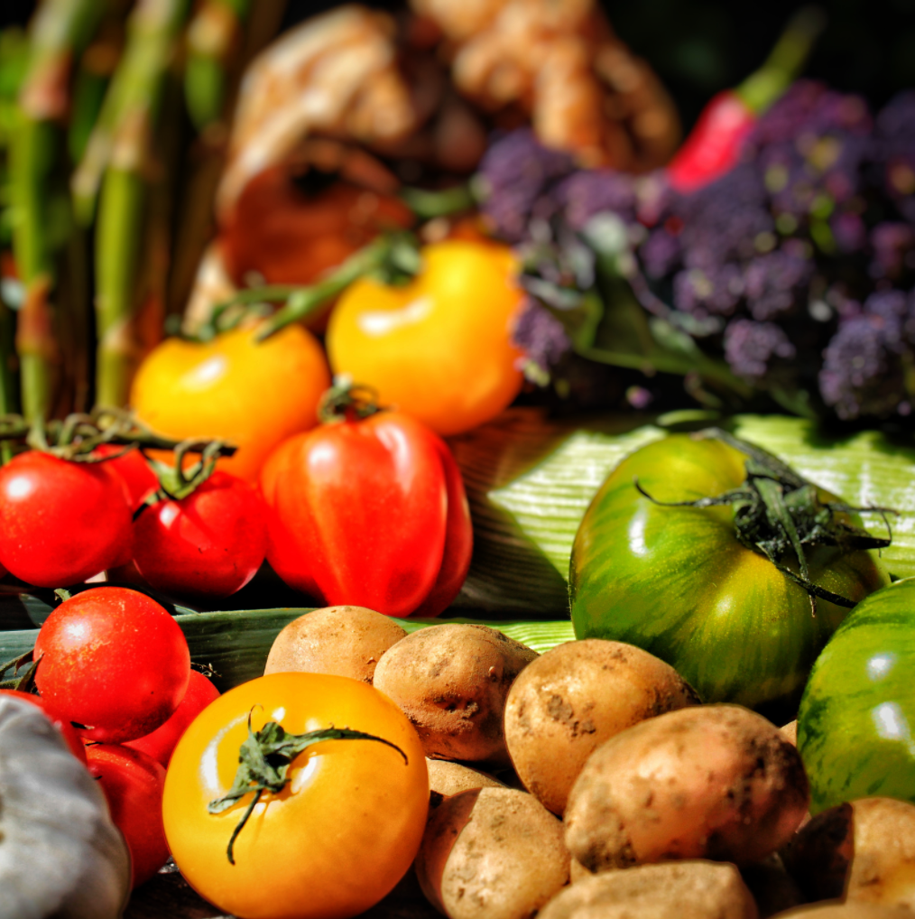 Farm-Fresh Veggie Box